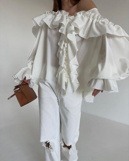 Блуза з рюшами