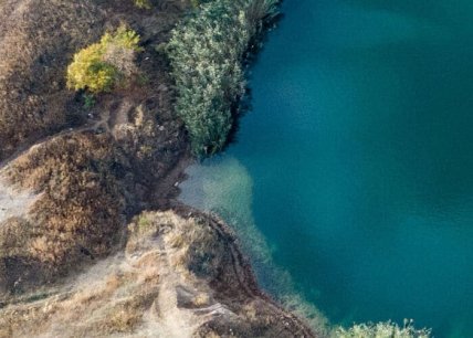 Солоне озеро в Харківській області