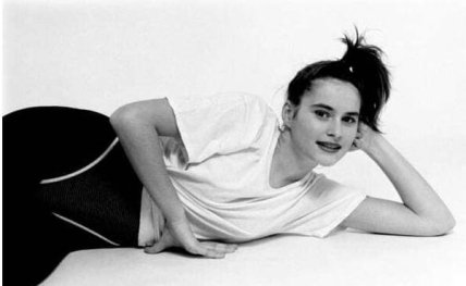 Меланія Трамп в юності