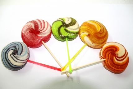 Куда пойти с ребенком на выходных 13-14 июня: мастер-класс по изготовлению карамелек