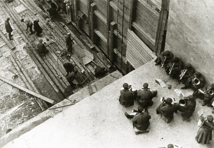 Будівництво БілБалтканалу. Пропагандистське фото Олександра Родченка, 1933 рік