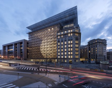 Заседания Совета ЕС и Европейского совета проходят в здании «Европа» и здании Юста Липсия. Фото ArchDaily