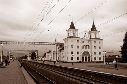 Як раніше виглядав вокзал міста Бахмачі