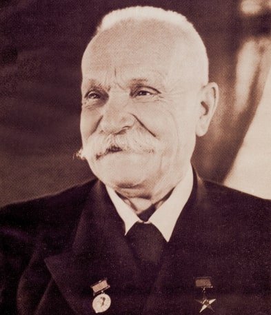 Евгений Патон