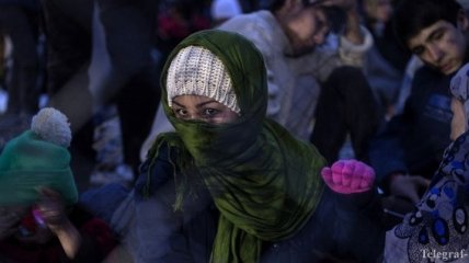 На границе Греции с Македонией застряли тысячи мигрантов