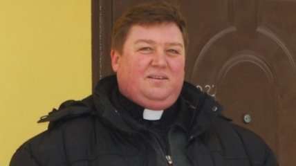 Террористы похитили священника