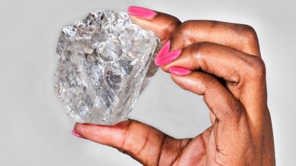 Блестящая находка: найден самый крупный алмаз за последние 110 лет
