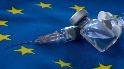 Уже официально: вакцинированных украинцев начнут свободно впускать в ЕС