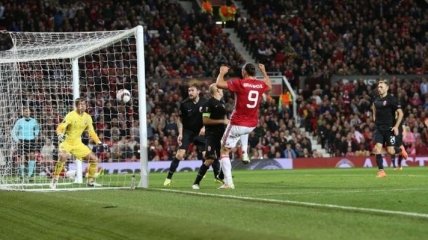 Гол Ибрагимовича принес "Манчестер Юнайтед" минимальную победу над "Зарей"