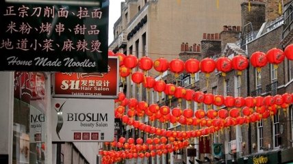 Поздравления на Китайский Новый год 2019 в стихах и открытках