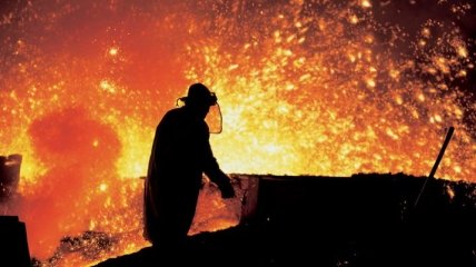 Украинские металлурги озабочены торговым спором между США и ЕС