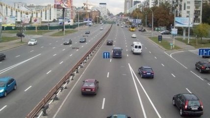 В Киеве будет частично ограничено движение транспорта 