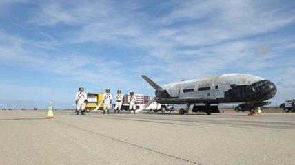 NASA вернула на Землю секретный космический самолет