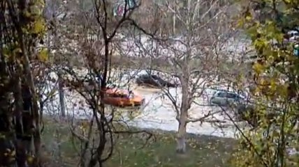 Потоп в Одессе: автомобильное движение затруднено (Видео)   