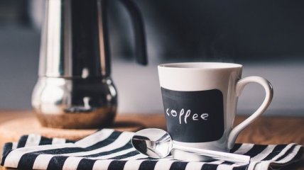 Лучшее время для чашечки кофе: почему не стоит пить кофе по утрам