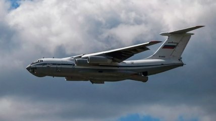 Российский самолет Ил-76 сбили на территории РФ