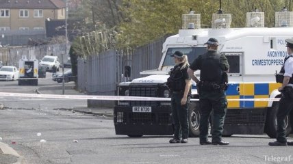 Полиция в Белфасте обезвредила бомбу, прикрепленную к патрульному автомобилю