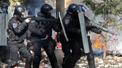 Задержаны экс-"беркутовцы", подозревающиеся в расстрелах на Майдане