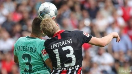 Бундеслига: Айнтрахт удержал победу над Хоффенхаймом, забив на первой минуте