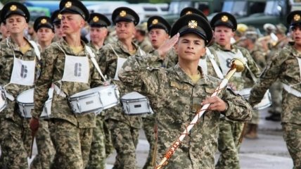 В параде ко Дню Независимости примут участие девять стран НАТО