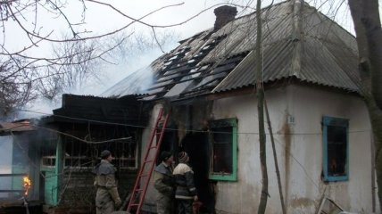 На Черниговщине горел дом: есть погибшие