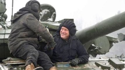 Как генерал американской Нацгвардии катался на украинских танках (Видео)