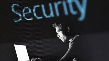 Хакеры ищут "засекреченную информацию о коронавирусе": в США выросло количество киберпреступлений