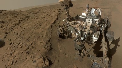 Curiosity нашел на Марсе железный метеорит