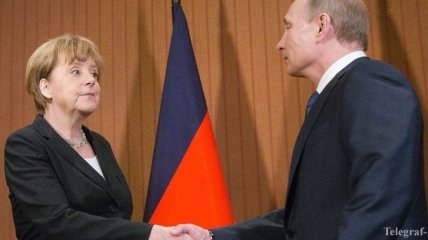 Песков рассказал, о чем говорили Путин и Меркель