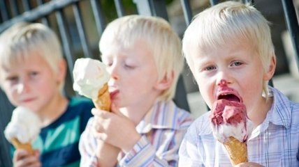 Ученые придумали, как замедлить таяние мороженого