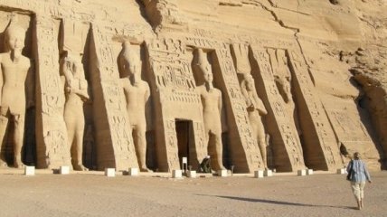 В Египте нашли гигантскую статую фараона Рамзеса II