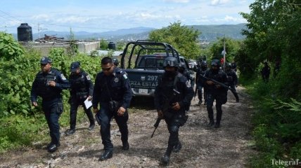 В ходе боя между бандитами и полицией в Мексике погибли 30 человек