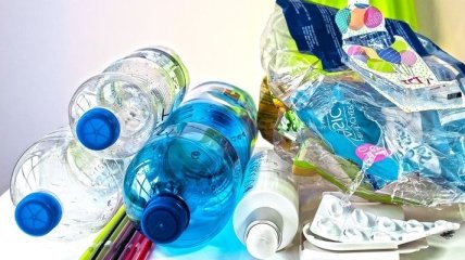 Ученые изобрели метод переработки пластика в топливо
