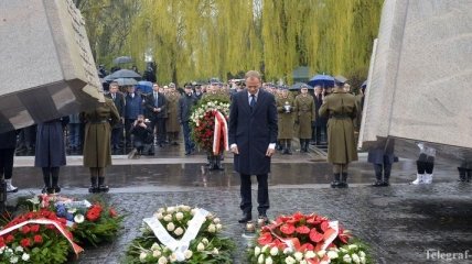 Польша почтила память жертв Смоленской авиакатастрофы
