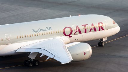 Літак Qatar Airways