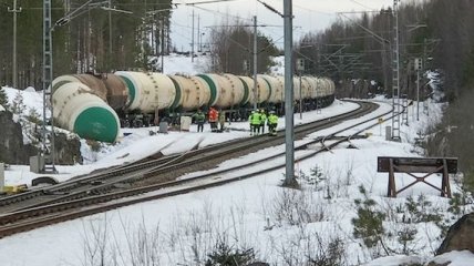 Российский поезд разлил в Финляндии более 50 тысяч литров опасных химикатов