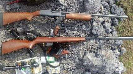 Задержан мужчина, который пытался вывезти оружие из Донецка