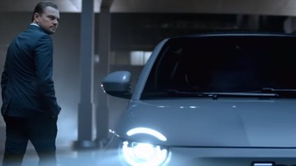 В рекламному ролику електромобіля Fiat 500e знявся Ді Капріо