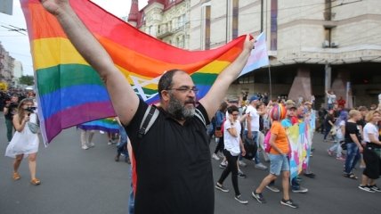 Рейди на представників ЛГБТ-меншості мають порадувати росіян