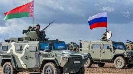 Россия стягивает войска в Беларусь: какие прогнозы дают аналитики НАТО?