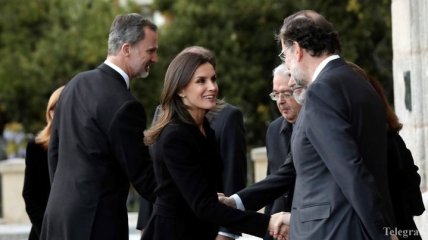 Королева Испании посетила траурное мероприятие в элегантном наряде