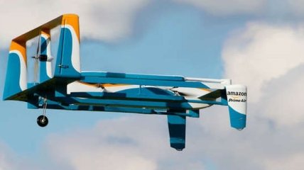 Amazon представил обновленную модель дрона-курьера (Видео)