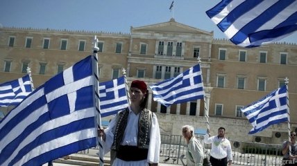Греция приняла законы, необходимые для получения очередного кредита