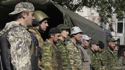 МВД: Боевики занимаются переделом сфер влияния и грабят гуманитарку
