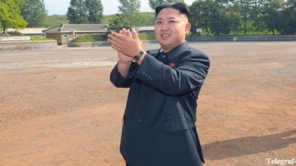 Ким Чен Ын подарил спортивный инвентарь 