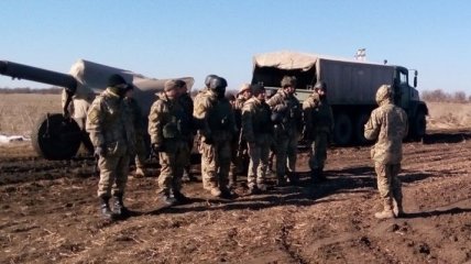 АТО: боевики из танков и минометов обстреляли Авдеевку 