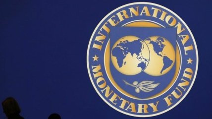 Продажа земли, пенсионная реформа: все подробности меморандума с МВФ