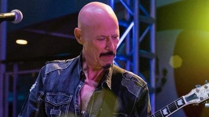 Умер рок-гитарист и продюсер Боб Кулик