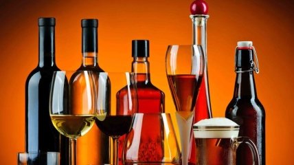 С чем нельзя мешать алкоголь: шесть самых опасных сочетаний