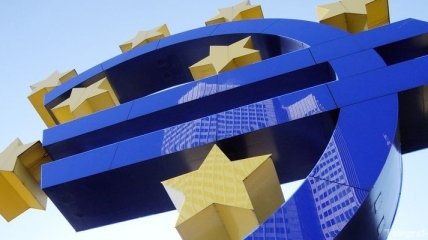 Латвия вступит в еврозону 